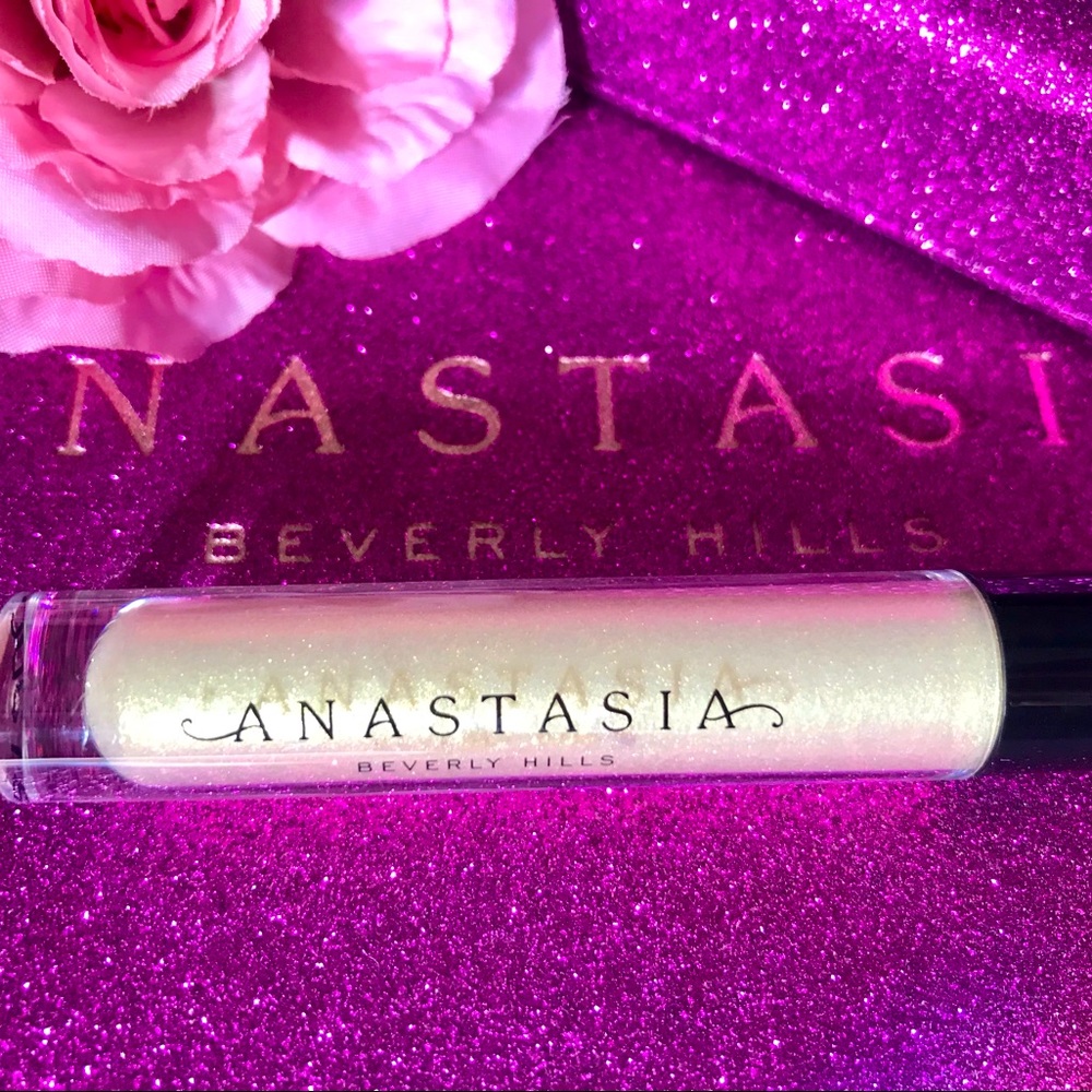 Anastasia Beverly Hills Limited Edition Liquid Lipgloss in Luna